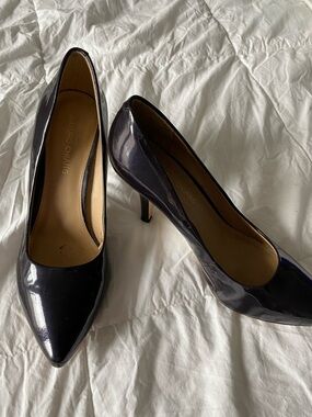 Arturo Chiang navy pump, 9.5